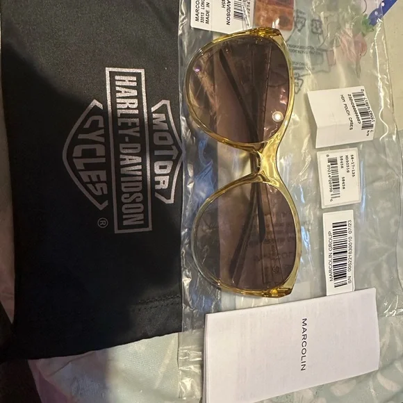 Beautiful women’s Harley Davidson sunglasses - Picture 3 of 10